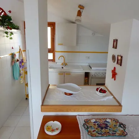 N93 - Numana, Deliziosa Mansarda In Centro Vista Mare Numana